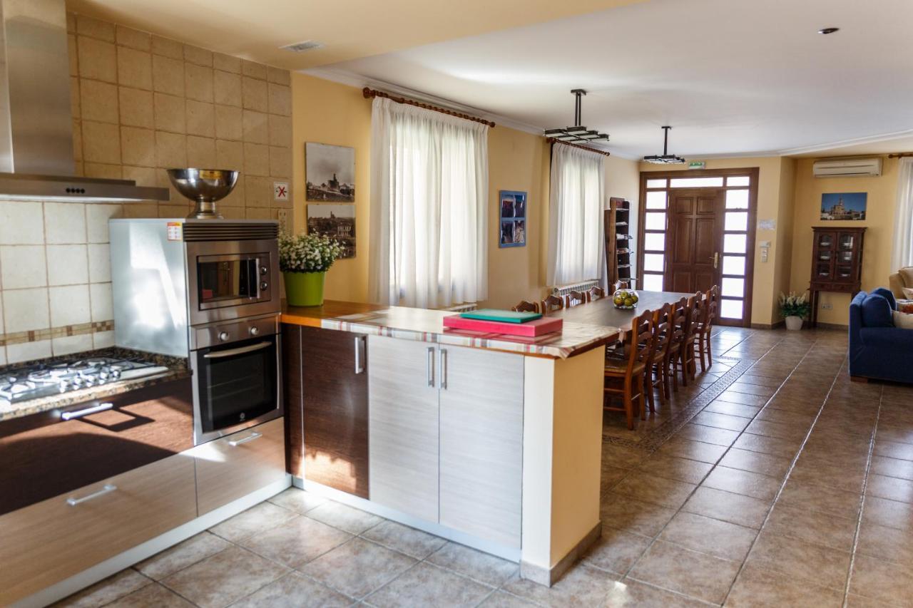 Casa Rural La Pinta- Sendaviva Y Bardenas Villafranca エクステリア 写真