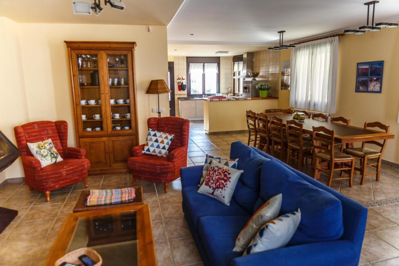 Casa Rural La Pinta- Sendaviva Y Bardenas Villafranca エクステリア 写真