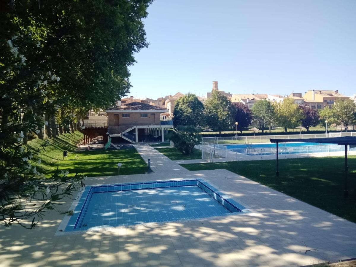 Casa Rural La Pinta- Sendaviva Y Bardenas Villafranca エクステリア 写真